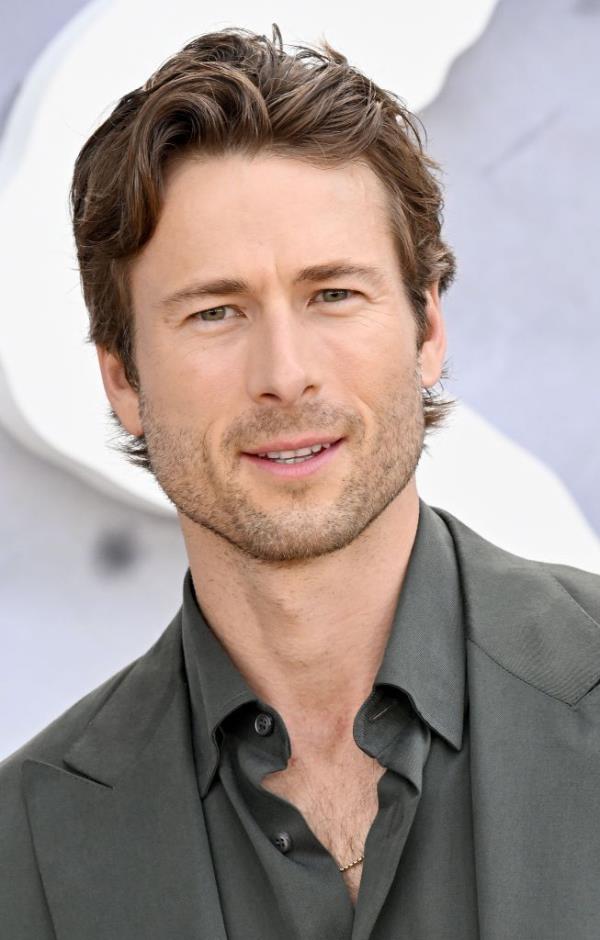 Romance rumors between Sweeney and her “Anyone But You” co-star Glen Powell falsely circled in 2023.